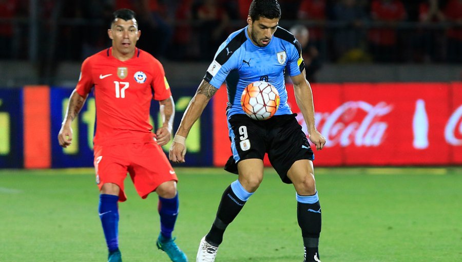 Luis Suárez arribó a Uruguay avisando a Chile: "Estoy espectacular"