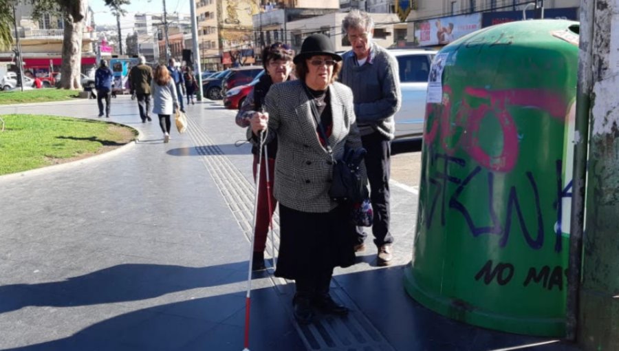 Diputado Celis emplazó al alcalde Sharp a preocuparse de las personas no videntes de Valparaíso