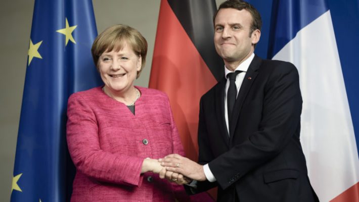 Emmanuel Macron adelantó su apoyo a Angela Merkel si decide presentar su candidatura a la Comisión Europea
