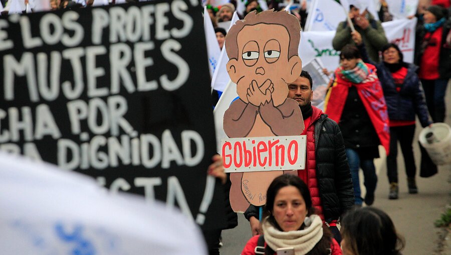 Marcha en Valparaíso: Confech propuso crear un petitorio unificado entre estudiantes y profesores
