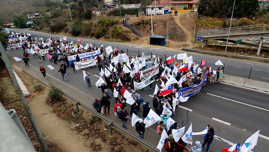 25 mil profesores se reunieron en Valparaíso para pedirle al Gobierno que atienda sus demandas