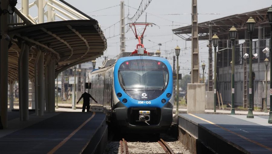 Cores de Valparaíso y Santiago analizarán en conjunto alcances de proyectos de tren rápido