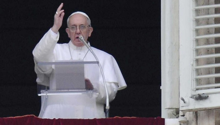 Papa Francisco arremete contra el aborto: "No es lícito destruir la vida ni experimentar con ella"