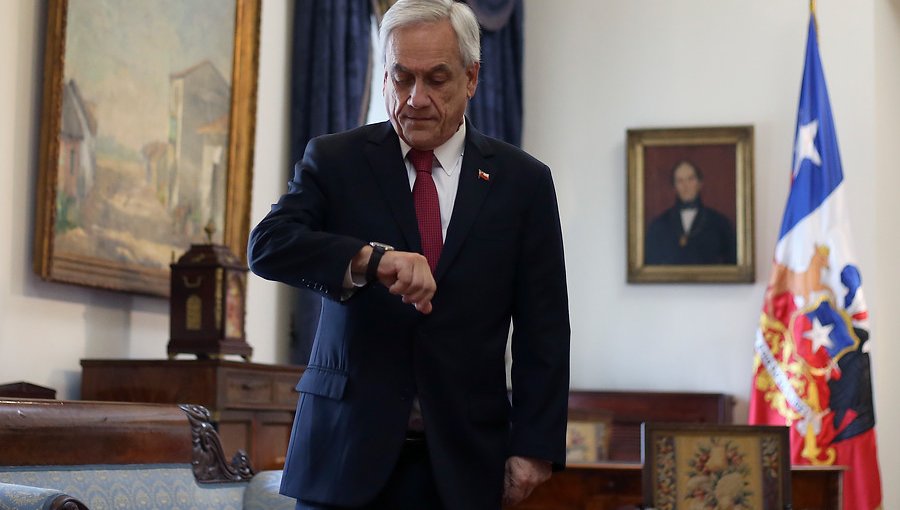Presidente Piñera condenó "cobarde agresión" a ministra Cubillos en cementerio