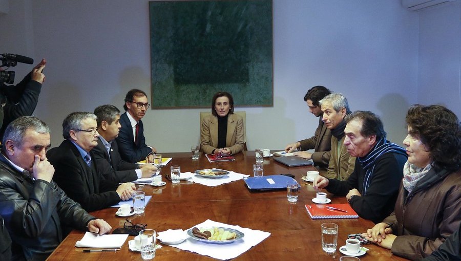 Colegio de Profesores se reúne con la ministra de Educación, Marcela Cubillos