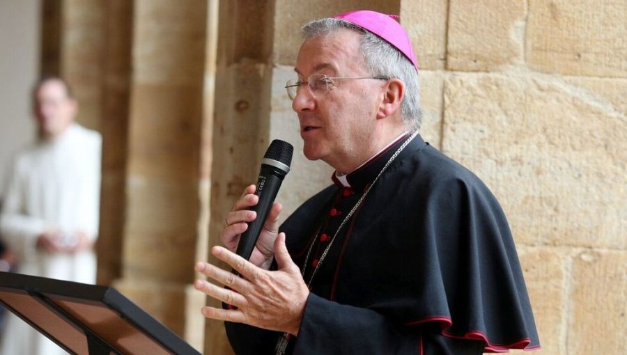 Vaticano cancela inmunidad diplomática de su nuncio en Francia tras acusaciones de abuso sexual