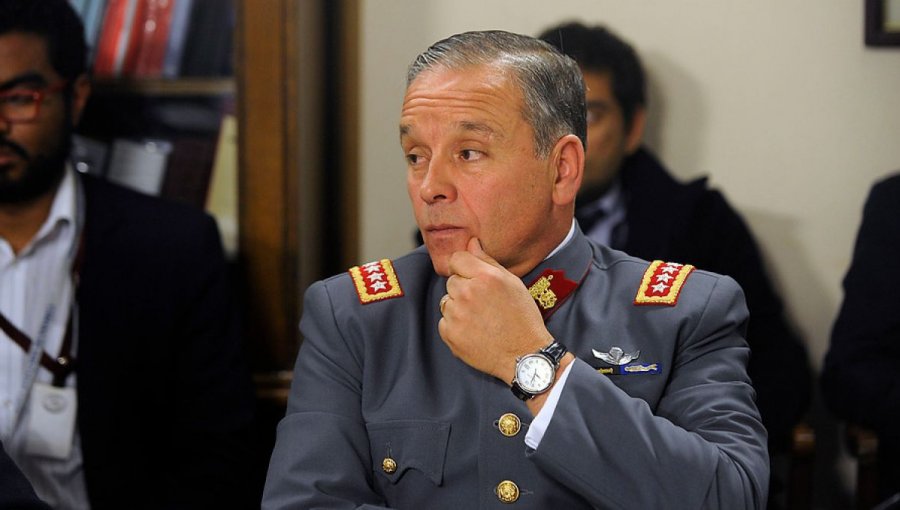 Defensa del general (r) Humberto Oviedo pide su "liberación inmediata"
