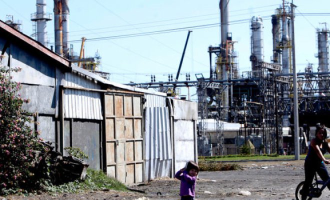 Instruyen sumario sanitario a Enap por emanación de fuerte olor a gas en Hualpén