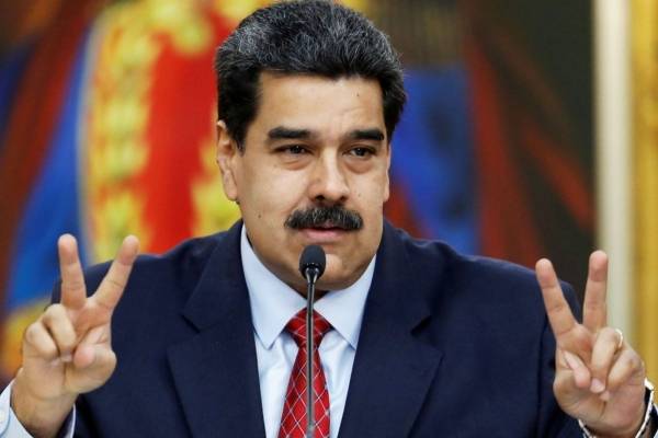 Nicolás Maduro expresa su "plena disposición" al diálogo en Venezuela