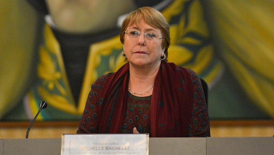 Citan a Michelle Bachelet a audiencia de conciliación por propiedad en Caburgua