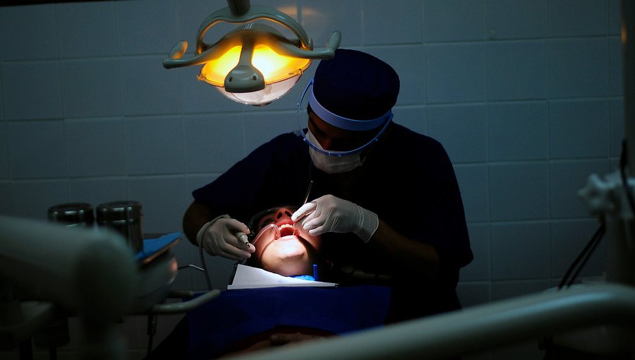 Hombre resultó con su mandíbula quebrada tras consulta en posta rural de Aysén