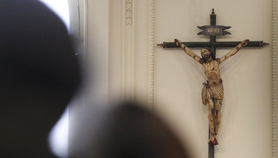 Destruyen imagen de un santo al interior de iglesia en Iquique