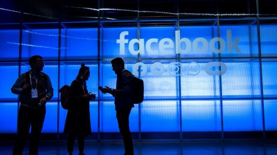 Multan a Facebook con US$ 100 millones por informar a inversores de forma engañosa