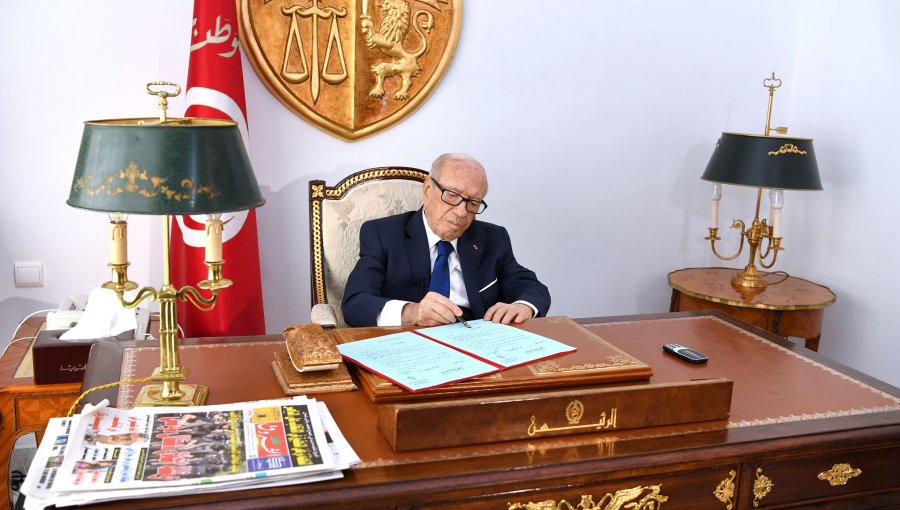 Presidente de Túnez, Beji Caid Essebsi, falleció este jueves a los 92 años de edad