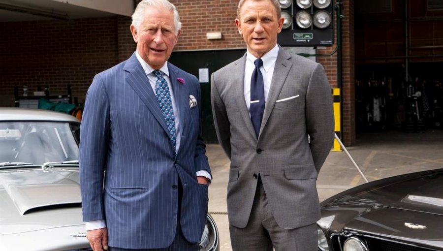 El Príncipe Carlos recibió una oferta para participar en la nueva película de James Bond