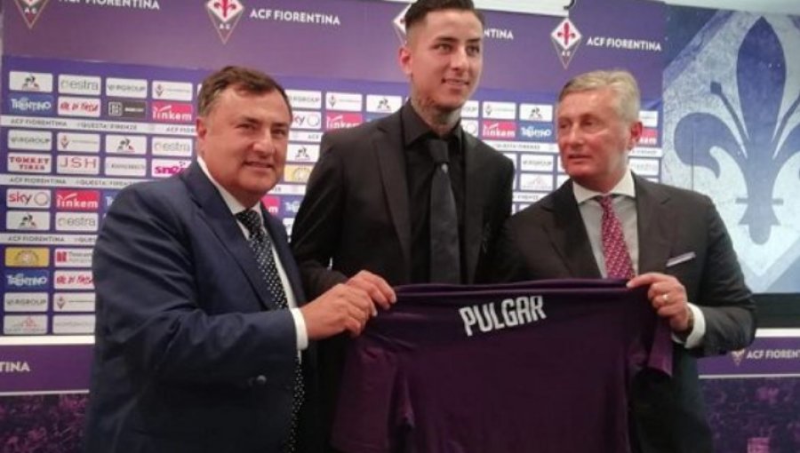 Erick Pulgar fue presentado como nuevo jugador de la Fiorentina de Italia