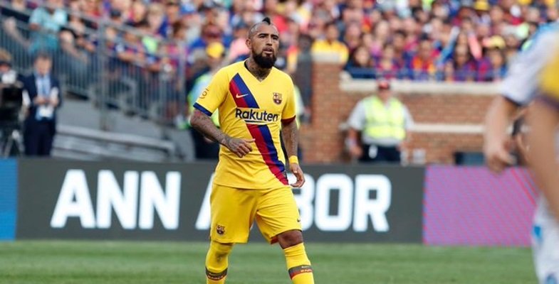 DT de Barcelona por Arturo Vidal: "Tiene que sudar mucho más la camiseta"