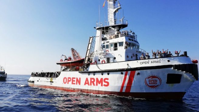El barco Open Arms entrará en aguas italianas y pedirá la evacuación de los 147 migrantes
