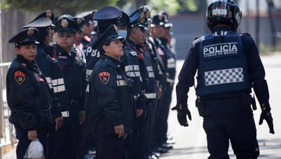 Dan de baja a seis policías de Ciudad de México acusados de la violación a una menor de edad