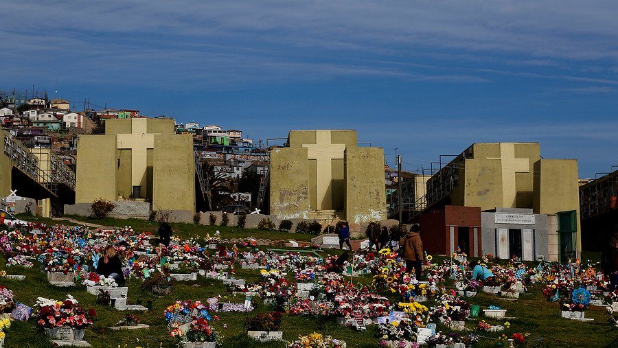 Tras denuncia, Seremi de Salud descarta que existan tumbas inundadas en cementerios de Valparaíso