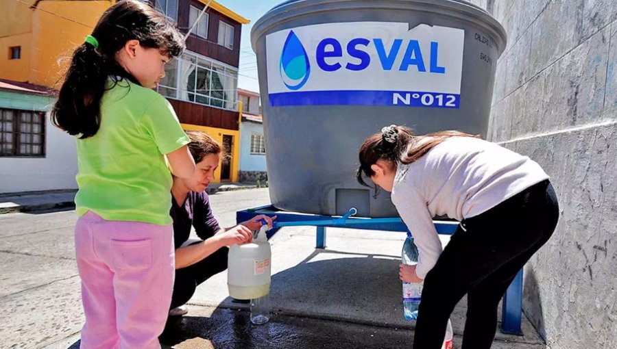 Esval aportará con abastecimiento de agua potable para 240 hogares de un sector de Puchuncaví
