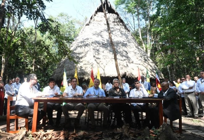 Cumbre en Colombia: Países amazónicos firman pacto de trabajo para protegerla de incendios forestales