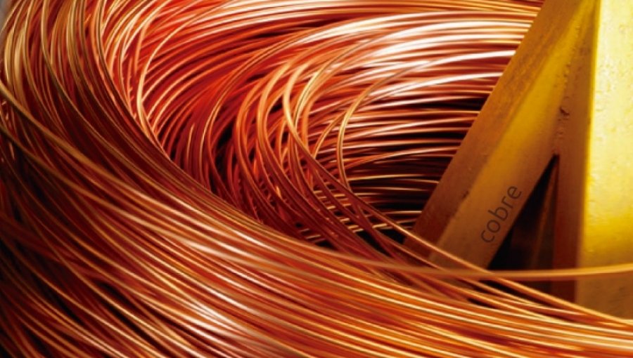 Precio del cobre cierra la semana con leve alza en la Bolsa de Metales de Londres