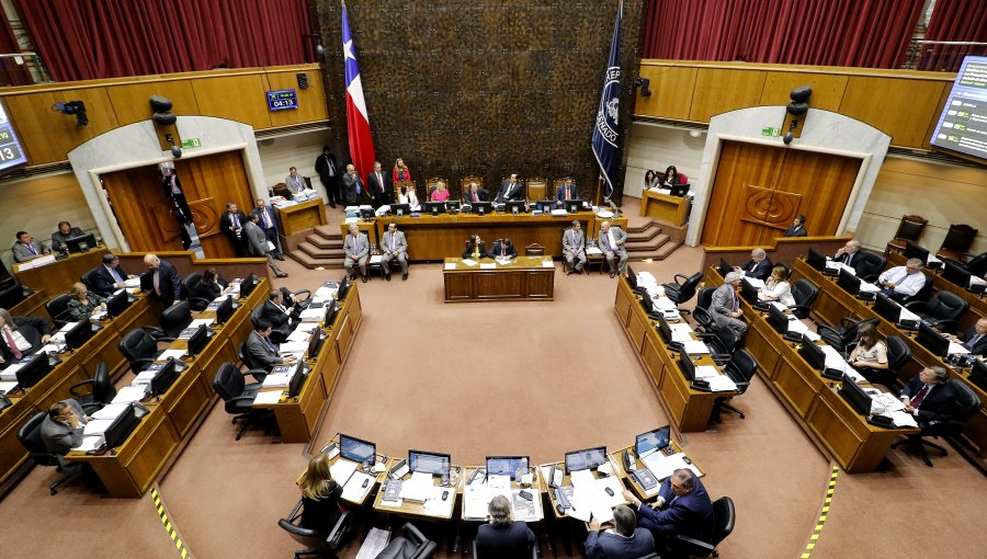 Senado da primer paso para que Cores no renuncien en octubre de cara a elecciones de 2020