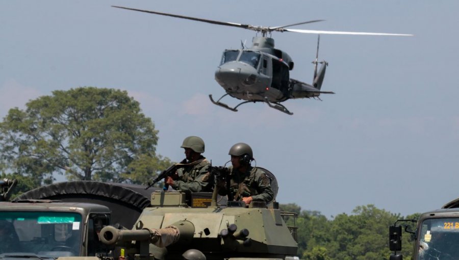 Unos 150 mil militares venezolanos realizan ejercicios en la frontera con Colombia