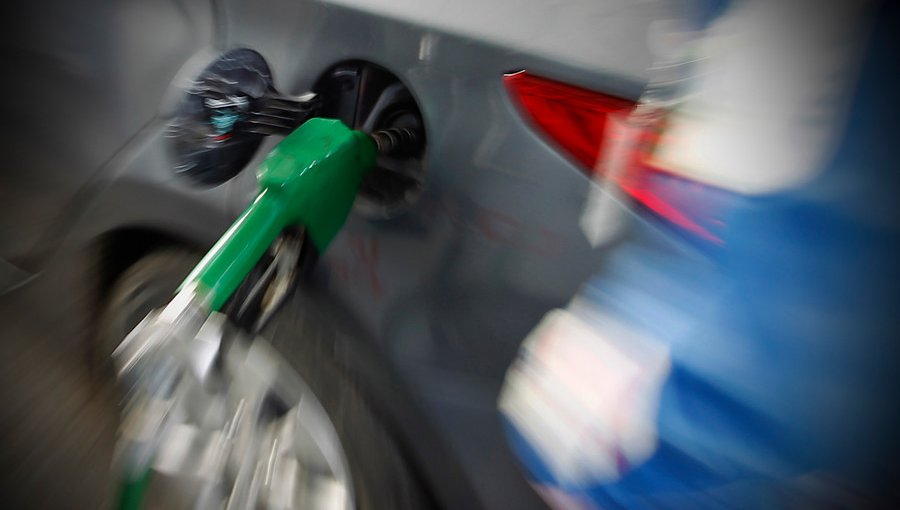 Analistas anticipan que el precio de las bencinas subirá durante 14 semanas consecutivas