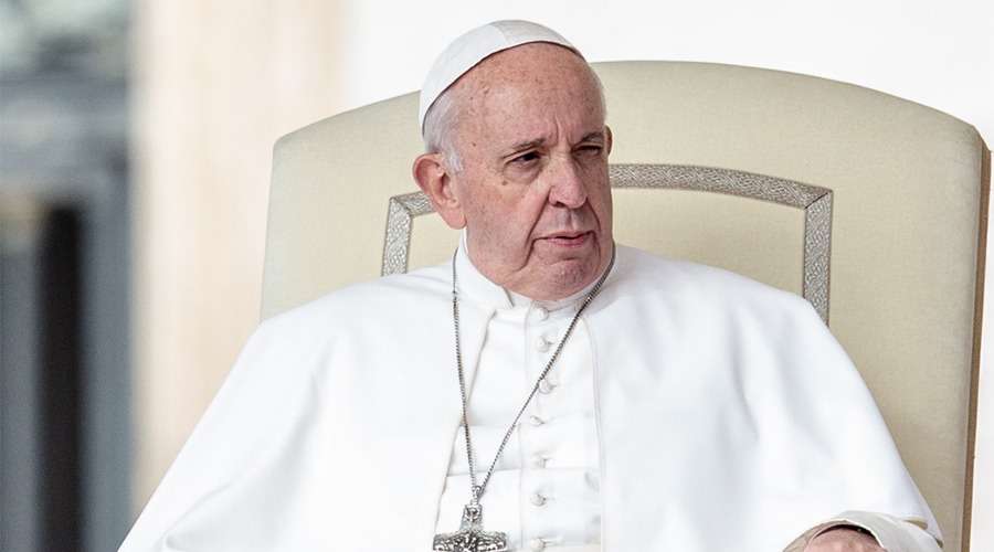 Papa Francisco: "El Papa está tentado, está muy asediado, sólo la oración de su pueblo puede liberarlo"