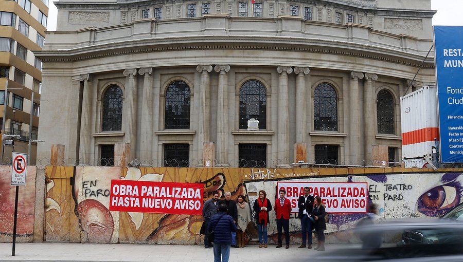 Retrasos en remodelación del Teatro Municipal de Viña se sumará como antecedente al proceso de acusación contra Reginato
