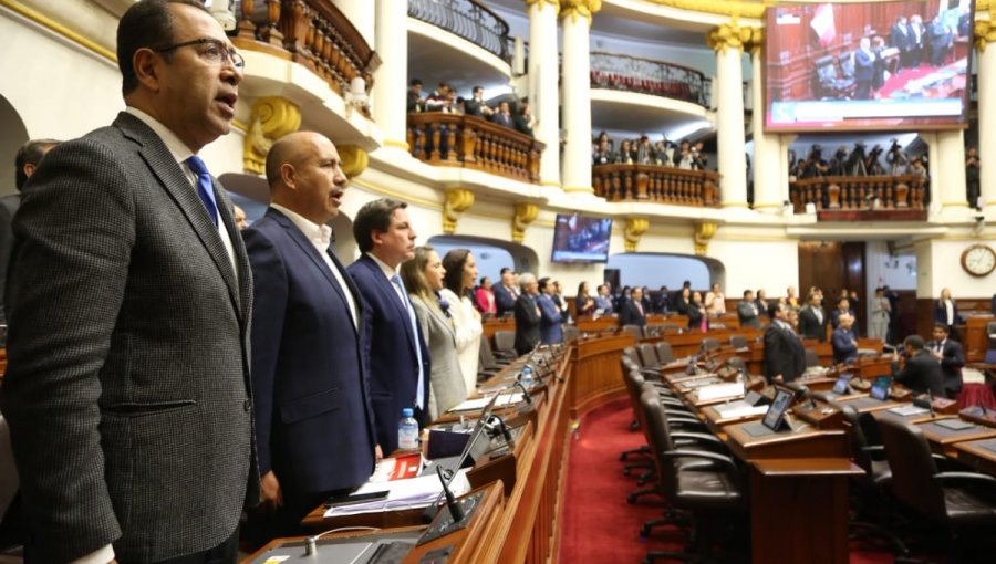 Congreso peruano suspendió a Martín Vizcarra y nombró como Presidenta a Mercedes Aráoz