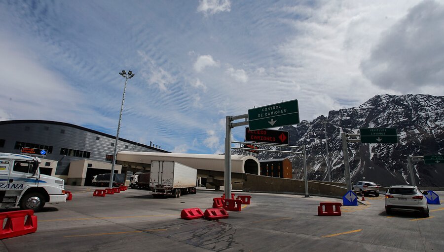Presidente Piñera inauguró nuevo complejo fronterizo Los Libertadores