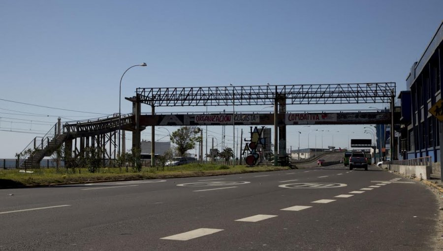 Anuncian obras de mantención en dos emblemáticas pasarelas de la avenida España de Valparaíso