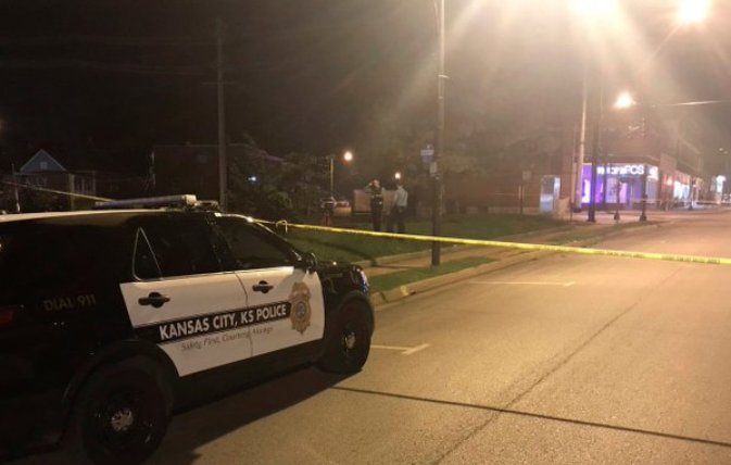 Hombre armado ingresa a bar y dispara contra nueve personas en Kansas City: cuatro fallecidos