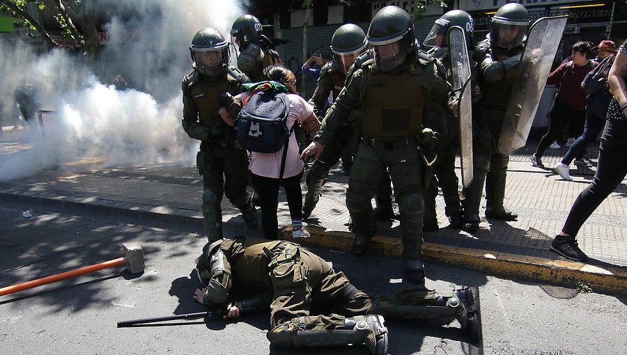 Balance: 308 personas fueron detenidas durante incidentes en la región Metropolitana