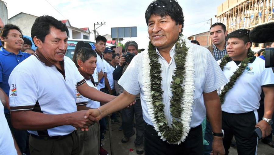 Evo Morales ganó la primera vuelta en Bolivia e irá al balotaje con Carlos Mesa