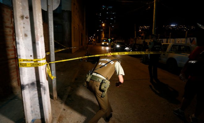 Saqueo a tienda en Puente Alto terminó con un transeúnte muerto por un disparo