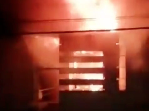 Incendio estructural afecta a sucursal de Chilquinta en Quintero