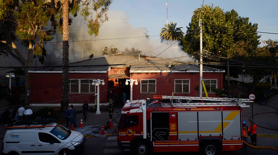 Intendente de Valparaíso anuncia querella por Ley de Seguridad Interior del Estado por incendio de la Municipalidad de Quilpué