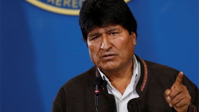 Protestas en Bolivia: Evo Morales llama a la oposición a un diálogo para "pacificar" el país y los militares aseguran que "nunca" se enfrentarán al pueblo