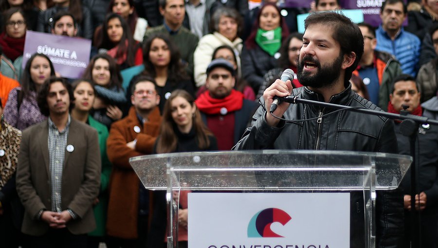 Jorge Sharp lidera masivo éxodo de militantes de Convergencia Social: acuerdo político quiebra al Frente Amplio