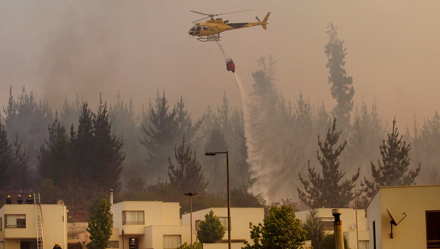 Declaran Alerta Amarilla para la provincia de Valparaíso por simultaneidad de incendios forestales