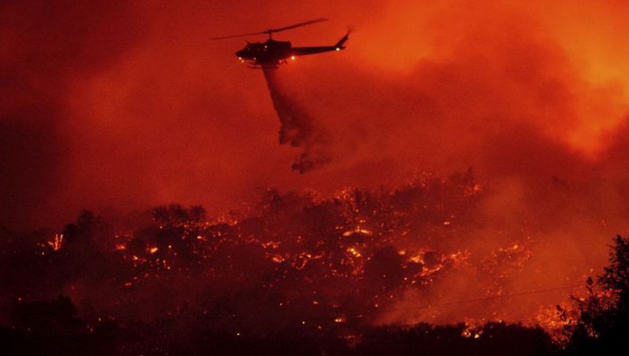 Más de 6.000 personas han sido evacuadas por violento incendio en California