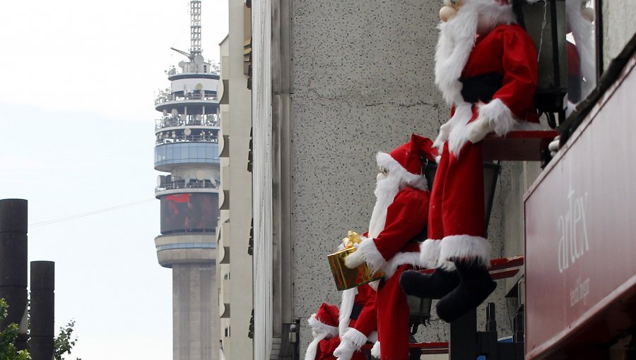Negra Navidad enfrenta el comercio: 61% de chilenos gastará menos estas fiestas