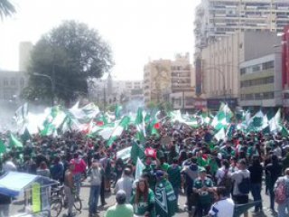 Jugadores e hinchas de Santiago Wanderers marcharon por Valparaíso
