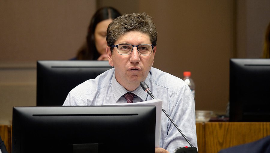 Rodrigo Cerda presentó su renuncia al cargo de Director de Presupuestos