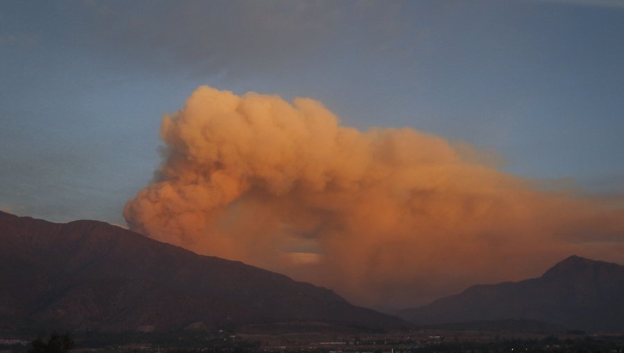 Declaran Alerta Amarilla para la comuna de San José de Maipo por incendio forestal