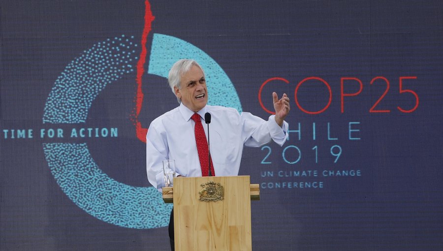 Piñera tras críticas a ministra Schmidt en COP25: "Llegó el tiempo de la acción"